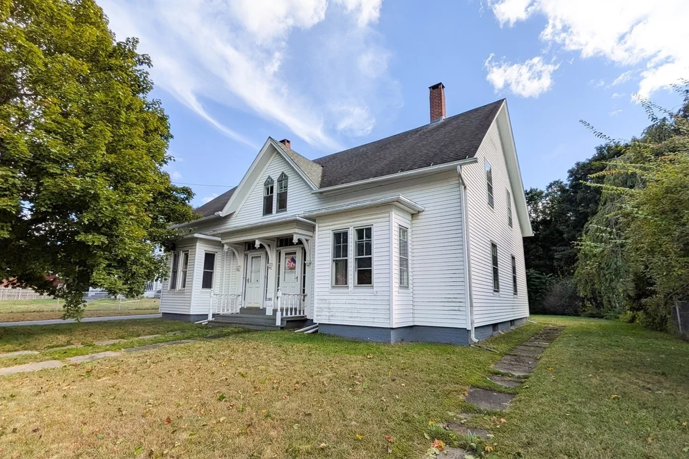Unit for sale at 2185 Main St, Warren, MA 01092