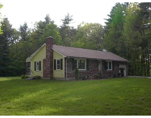 Unit for sale at 30 Oak Hill Street, Pepperell, MA 01463