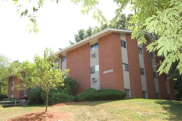 Unit for sale at 10 Crescent Drive, Andover, MA 01810