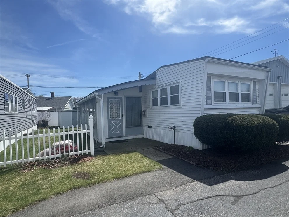 Unit for sale at 131 Washington Street, Foxboro, MA 02035