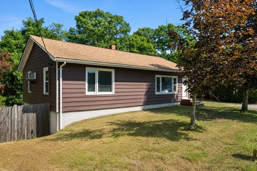Unit for sale at 39 Norman Ave, Taunton, MA 02780