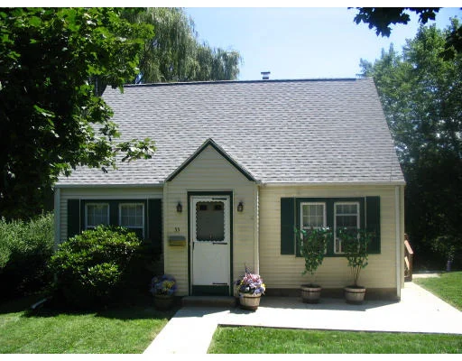 Unit for sale at 35 Trahan Ave., Worcester, MA 01604