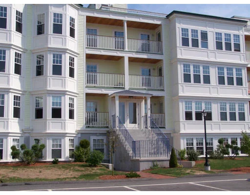 Unit for sale at 15 Park Avenue, Hull, MA 02045