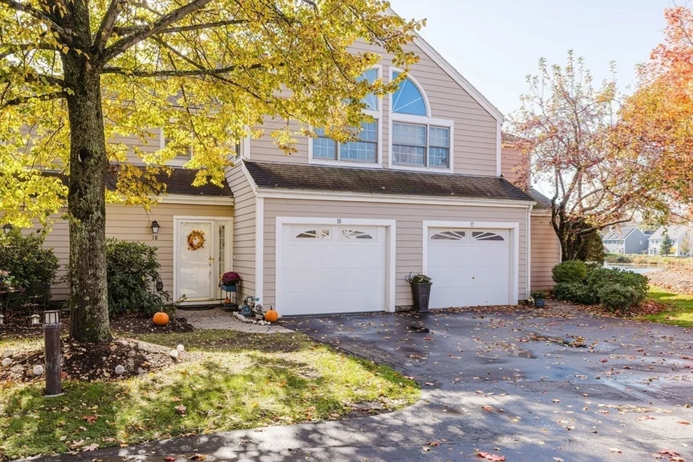 Unit for sale at 18 Teal Cir, Walpole, MA 02081