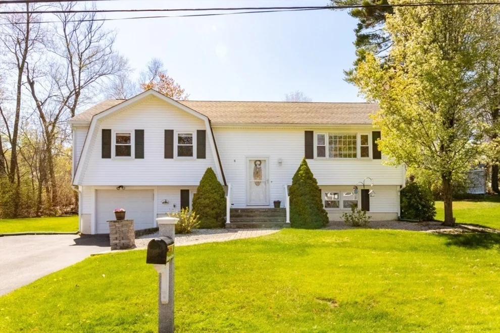 Unit for sale at 4 Clearview Dr, Milford, MA 01757