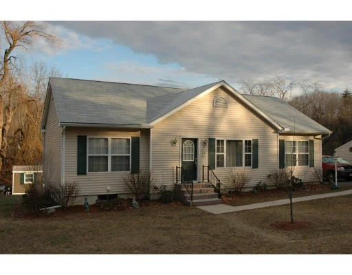 Unit for sale at 147 1/2 Edgewood Ave, Methuen, MA 01844
