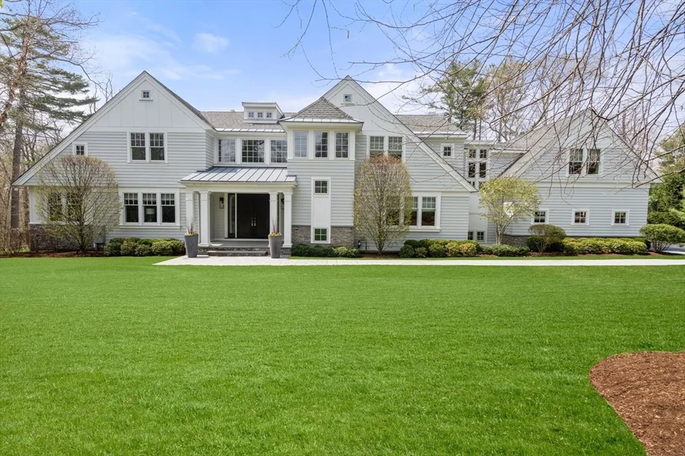 Unit for sale at 72 Love Lane, Weston, MA 02493
