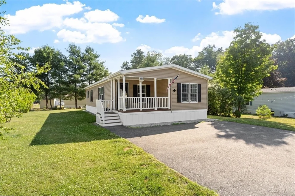 Unit for sale at 1 Asher Lane, Pepperell, MA 01463