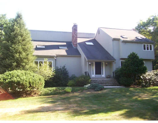 Unit for sale at 185 Woodland St, Sherborn, MA 01770