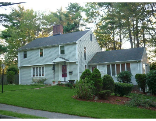 Unit for sale at 3 Fernway, Lynnfield, MA 01940