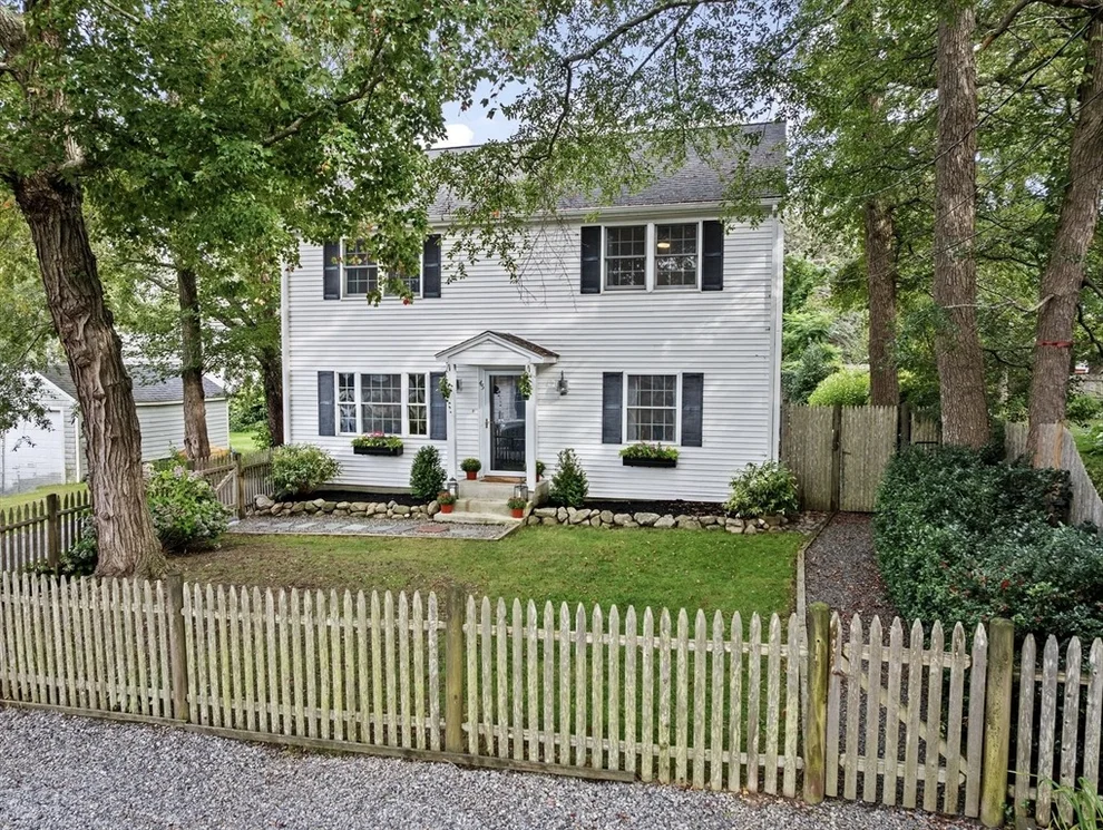 Unit for sale at 45 Edgar Rd, Scituate, MA 02066