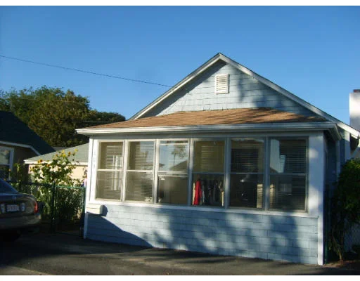 Unit for sale at 103 Bluff Ave, Swansea, MA 02777