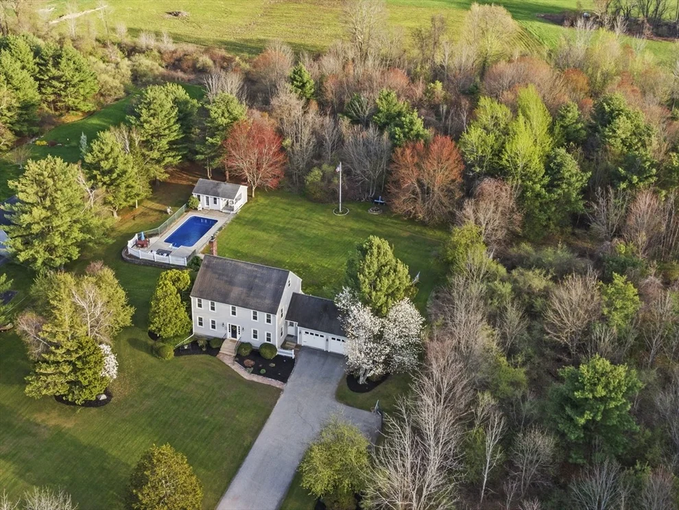 Unit for sale at 387 West Main St, Millbury, MA 01527