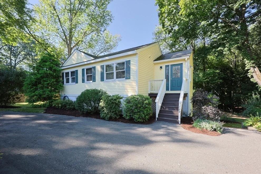 Unit for sale at 122 N Worcester St, Norton, MA 02766