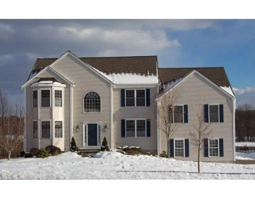 Unit for sale at 5 Grassy Lane, Westford, MA 01886