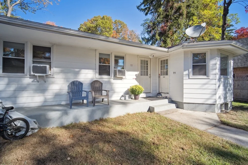Unit for sale at 87-89 Orpheum Ave, Springfield, MA 01118