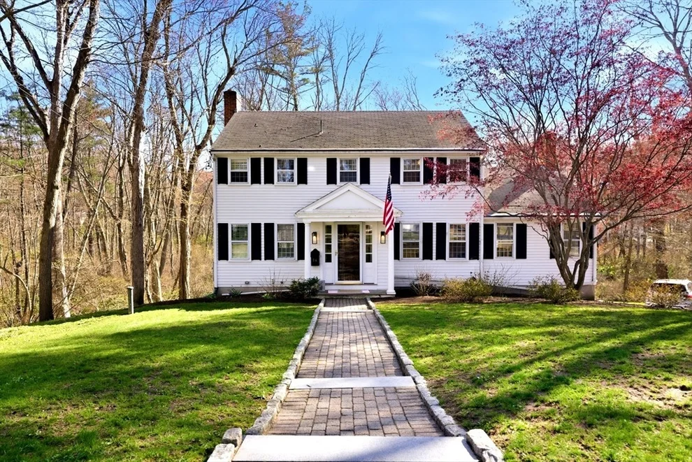 Unit for sale at 14 Minuteman Road, Hingham, MA 02043