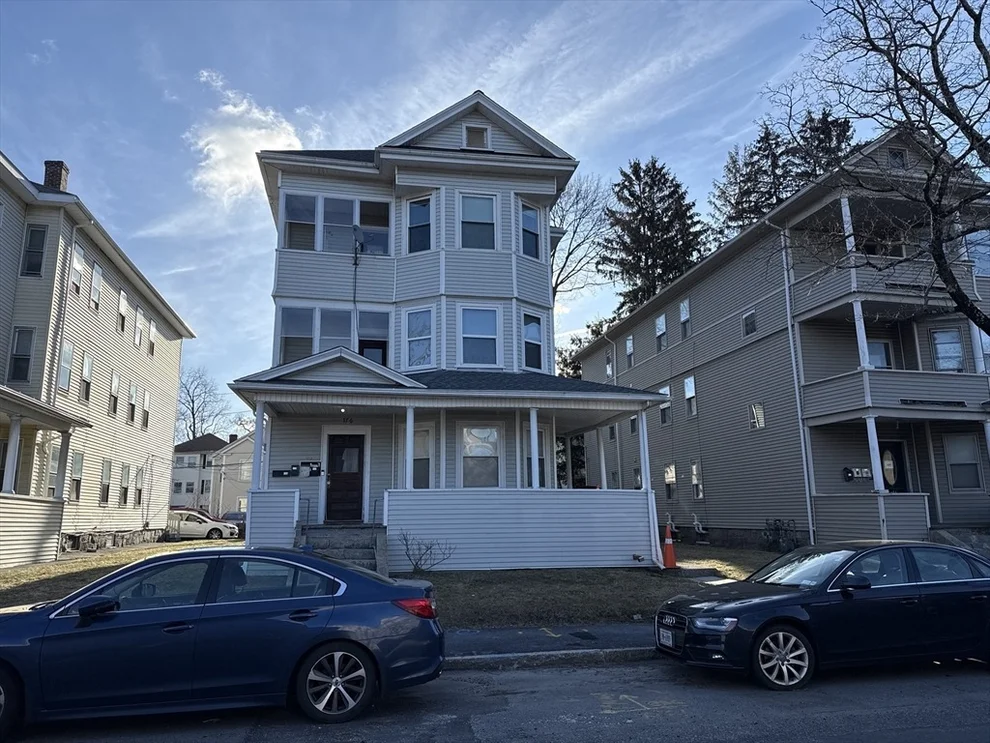 Unit for sale at 176 Russell St, Worcester, MA 01609