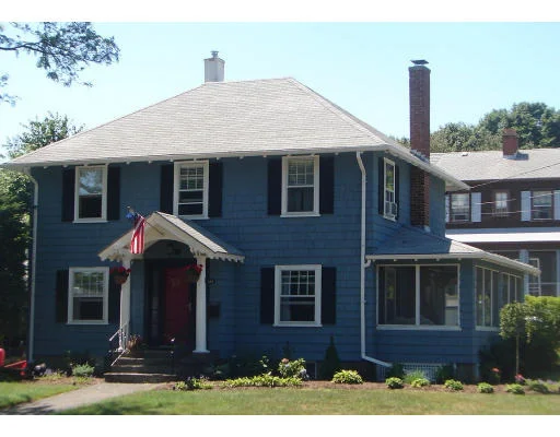 Unit for sale at 229 Pleasant Street, Marblehead, MA 01945
