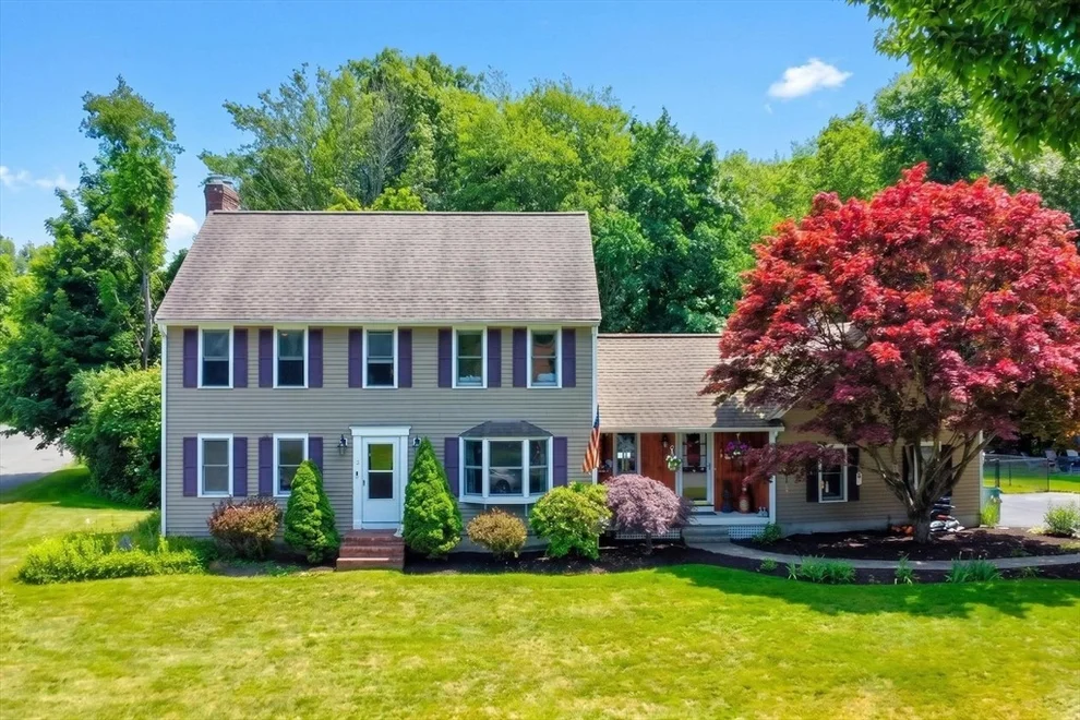 Unit for sale at 2 Glenwood Circle, Haverhill, MA 01830