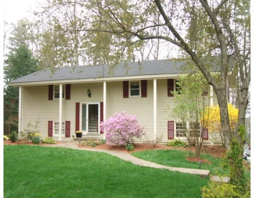 Unit for sale at 52 Horseshoe Road, Windham, NH 03087