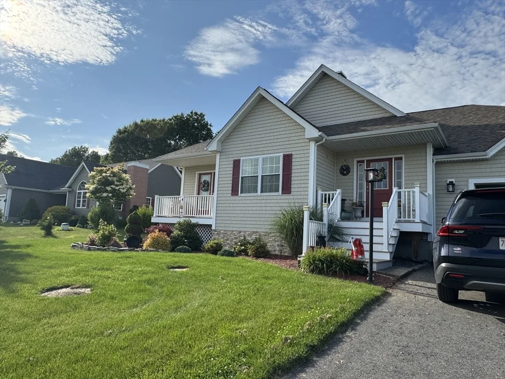 Unit for sale at 3064 Club House Dr, Dighton, MA 02715