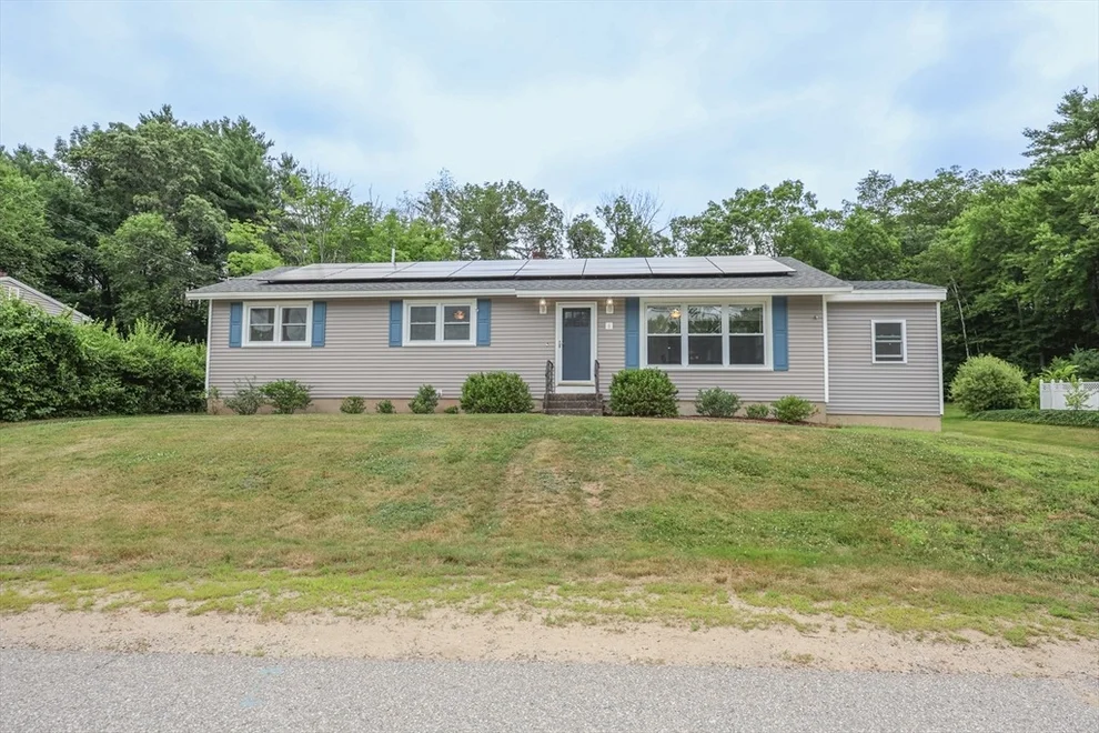 Unit for sale at 6 Whitehall Ter, Hooksett, NH 03106