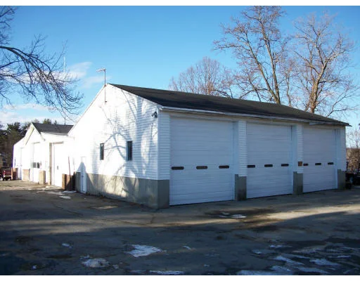 Unit for sale at 256 Millbury Ave, Millbury, MA 01527