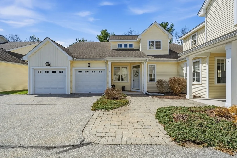 Unit for sale at 4 Emerald Ct, Tewksbury, MA 01876