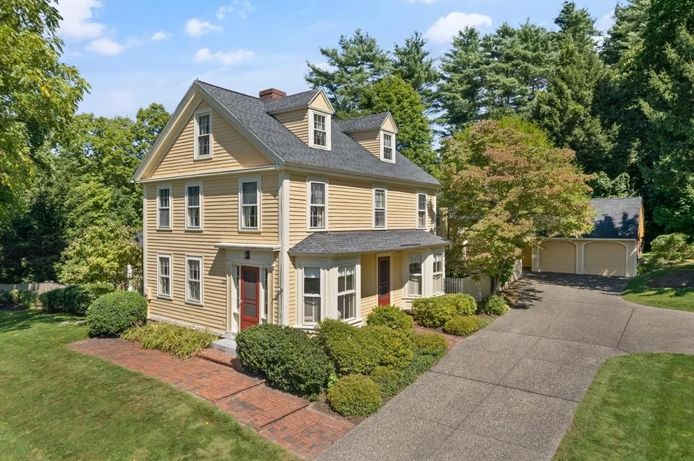 Unit for sale at 520 Dutton Rd, Sudbury, MA 01776