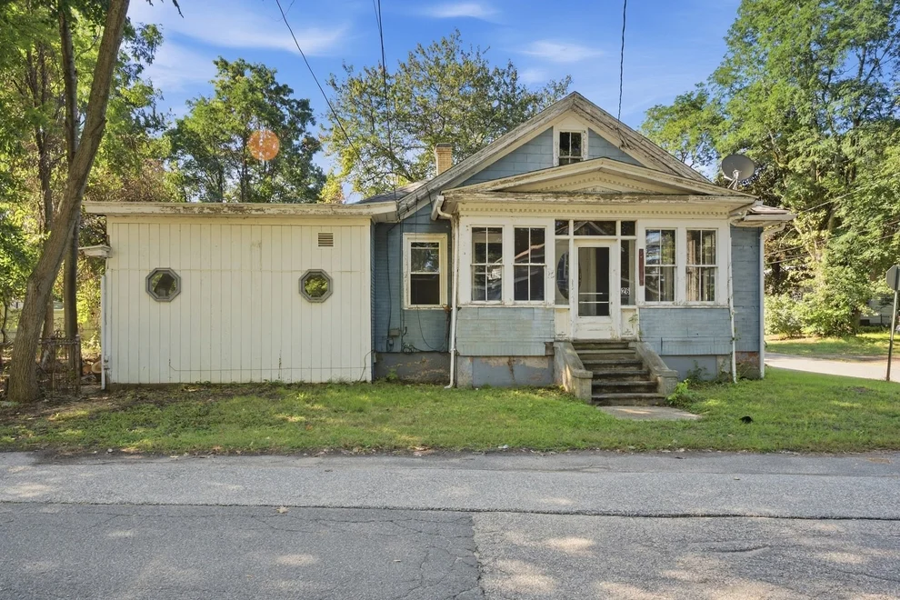 Unit for sale at 26 Fairmont Street, Chicopee, MA 01013