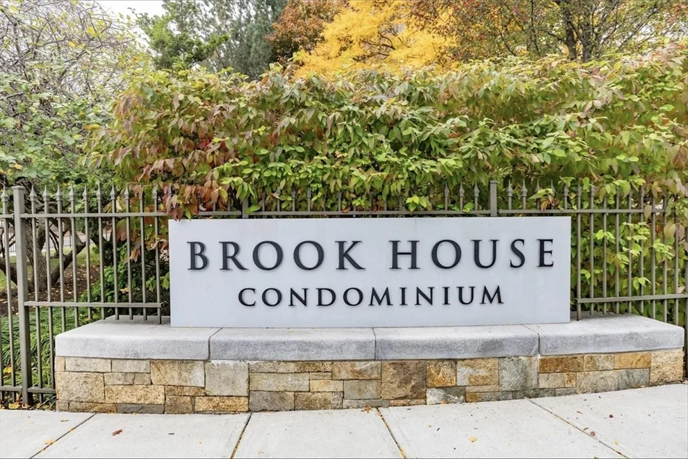 Unit for sale at 99 Pond Ave, Brookline, MA 02445