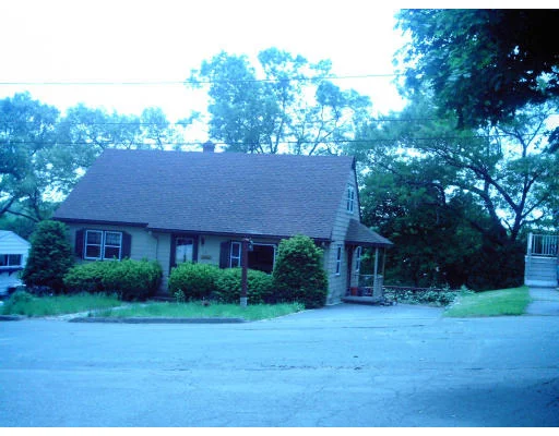 Unit for sale at 10 Bartlett, Peabody, MA 01960
