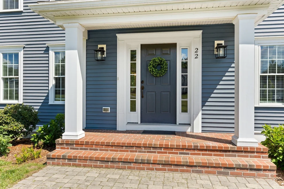 Unit for sale at 22 Whitmarsh Ln, East Bridgewater, MA 02333