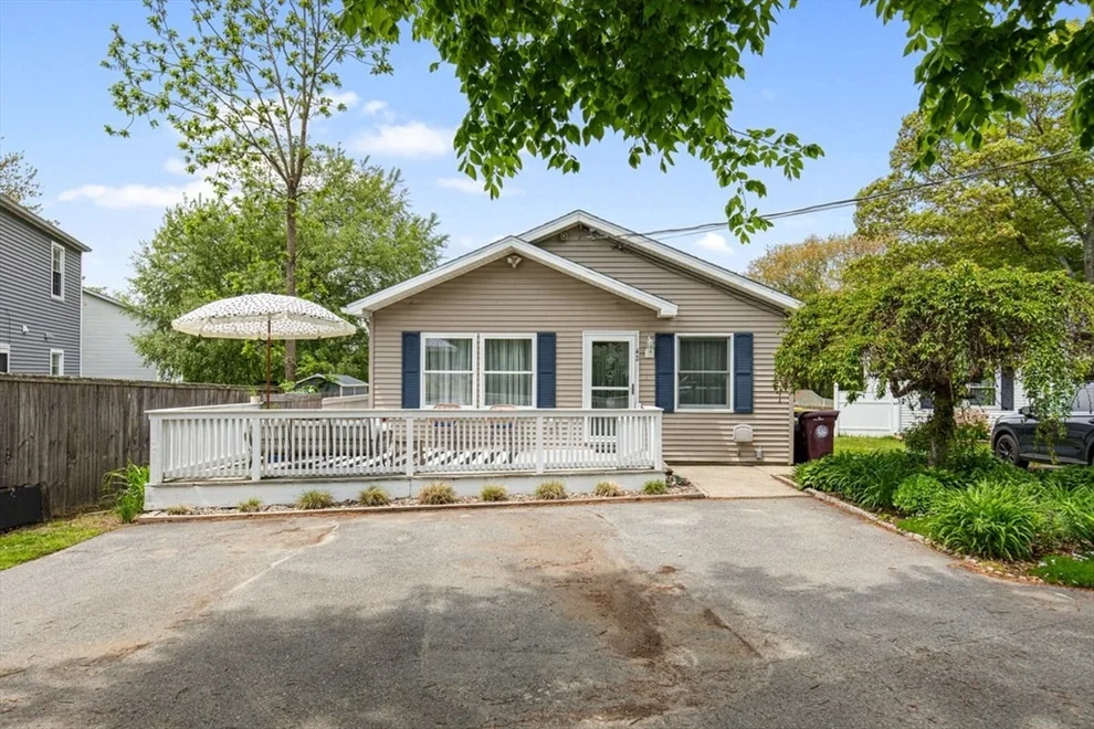 Unit for sale at 42 Guillotte St, Acushnet, MA 02743