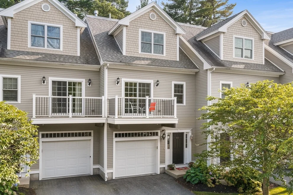 Unit for sale at 11 Railroad Ave, North Reading, MA 01864