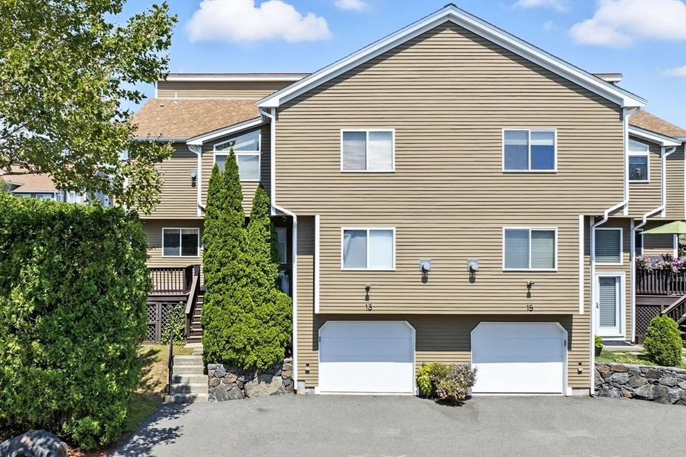 Unit for sale at 13 Eclipse Ln, Salem, MA 01970
