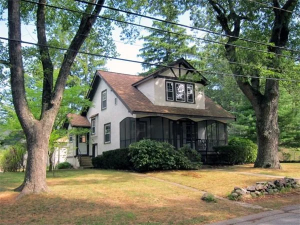 Unit for sale at 3 Sunny Knoll Ave, Lexington, MA 02421