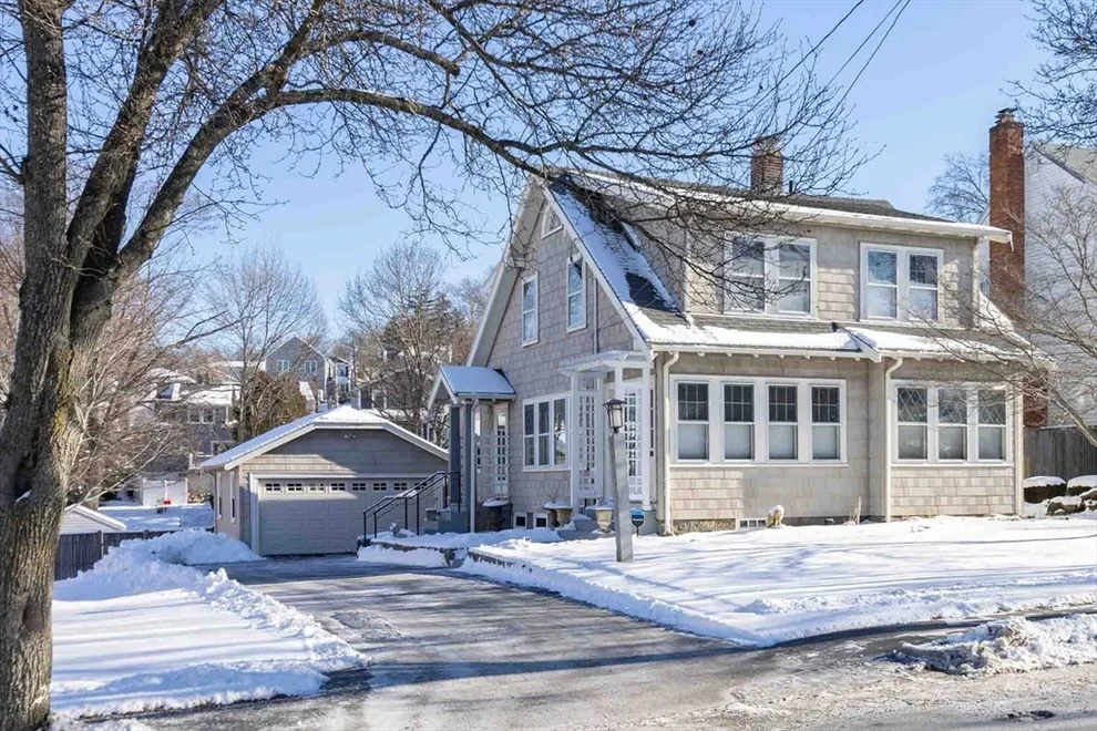 Unit for sale at 282 Franklin St, Quincy, MA 02169