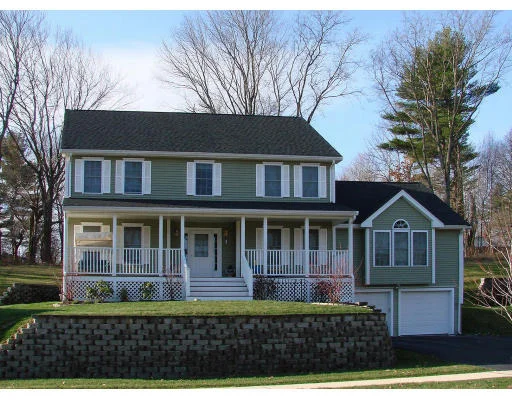 Unit for sale at 10 Olde Taverne Lane, Amesbury, MA 01913