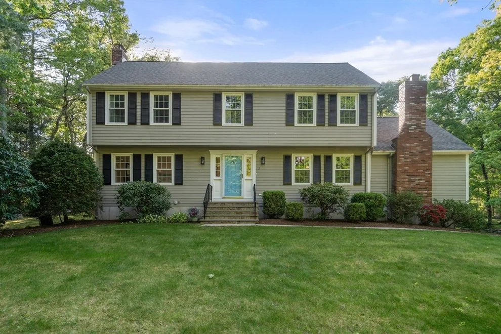Unit for sale at 2 Downingwood Dr, Franklin, MA 02038