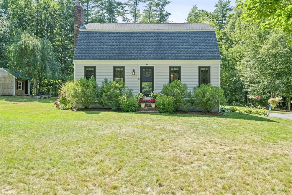 Unit for sale at 6 Stonewall Ter, Kingston, MA 02364