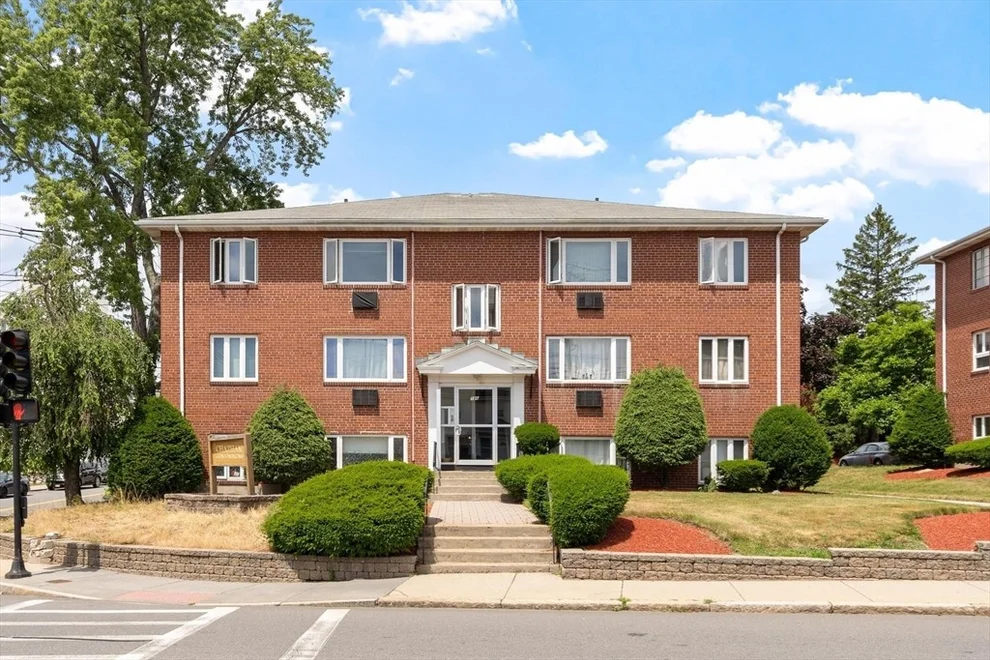 Unit for sale at 186 Lexington St, Watertown, MA 02472
