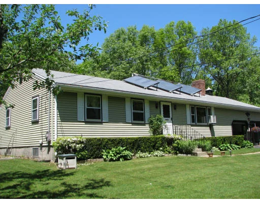 Unit for sale at 155 Chestnut St, Uxbridge, MA 01569