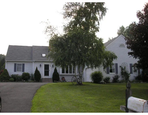 Unit for sale at 23 Wagon Wheel Drive, Agawam, MA 01030