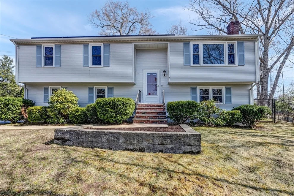 Unit for sale at 13 Inman Street, Hopedale, MA 01747