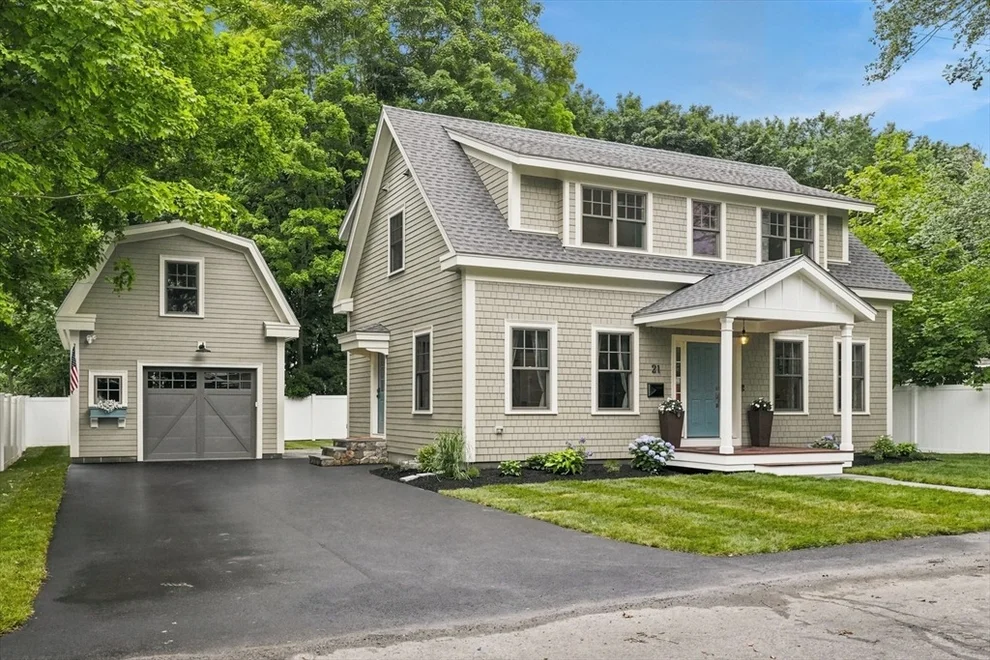 Unit for sale at 21 Erie Ave, Newburyport, MA 01950