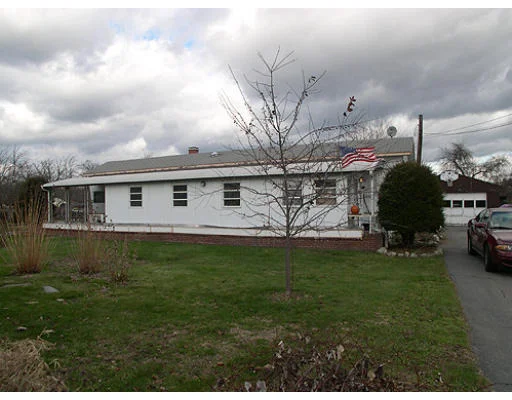 Unit for sale at 7 Chace Ave, Pepperell, MA 01463