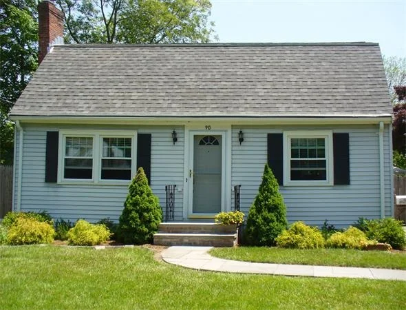 Unit for sale at 90 Lakeshore Dr, Westwood, MA 02090