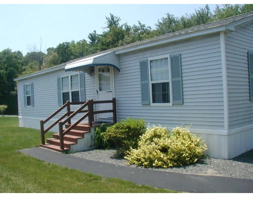Unit for sale at 18 Patriot Rd, Taunton, MA 02780